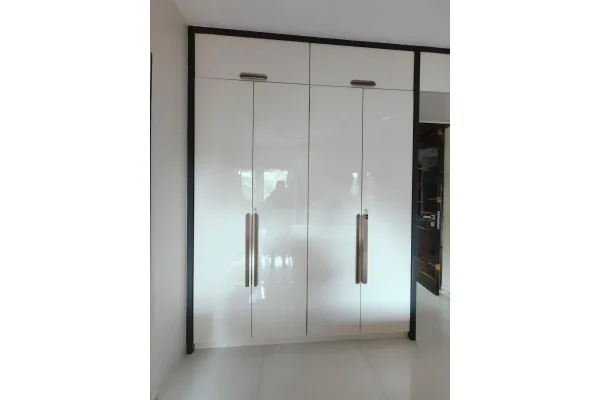 Wardrobe & Storages